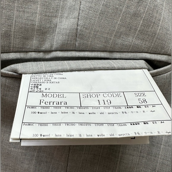 Suitsupply Light Summer Wool Vest - Picture 6 of 6